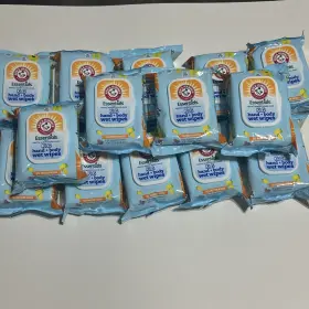 815195018422 ARM HAMMER Mango Kids Wipes