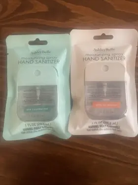 Ashley Belle 810212940335 Lot Of 2 Hand Sanitizer Aloe Cucumber Mist And White Tea Blossom