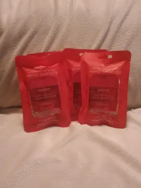 AB869958 ASHLEY BELLE COLLECTION Sanitizer Spray Cranberry