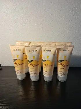 C226193 AVON Senses Antibacterial Gel Set Vanilla #2