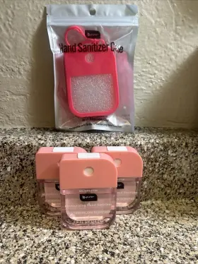 049696717915 B.PURE Hibiscus Scented Sanitizer Spray Silicone