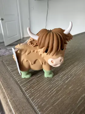 028023789 BATH BODY WORKS Highland Cow Pocketback Sanitizer