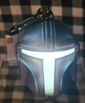 Bath & Body Works 200198012277 New Star Wars Magdalorian Helmet Pocketbac Sanitizer Holder And