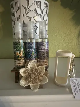 362539 BATH BODY WORKS Antibacterial Scented Sanitizer Set