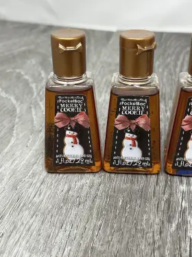 667537030728 BATH BODY WORKS Merry Cookie Pocketbac #2