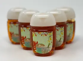 667541983270 BATH BODY WORKS Coconut Pumpkin Latte Pocketbac