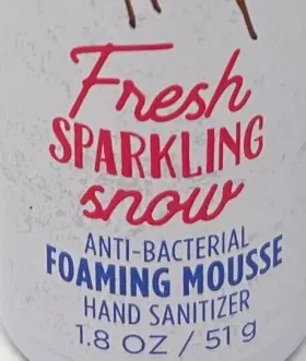 667548420914 BATH BODY WORKS Sparkling Snow Foaming Mousse #3