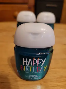 667552138942 BATH BODY WORKS Set Happy Birthday Vanilla #2