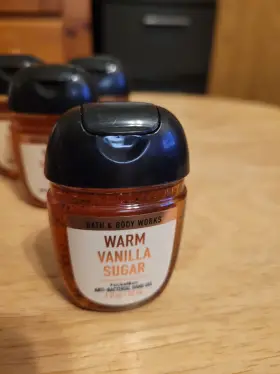 667552259234 BATH BODY WORKS Set Vanilla Sugar Sanitizer #2