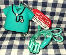 Bath & Body Works 667553558398 New Green Scrubs Lanyard Badge Pocketbac Sanitizer Holder And