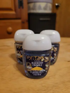 667553584779 BATH BODY WORKS Set Blueberry Crumble Sanitizer