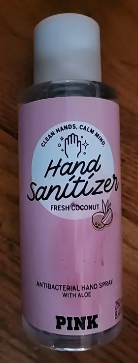 667553849533 BATH BODY WORKS Pink Sanitizer Coconut