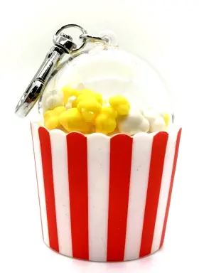 667555909037 BATH BODY WORKS Happy Theater Popcorn Pocketbac #3