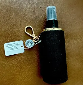 667556677102 BATH BODY WORKS Diamond Charm Spray Sanitizer