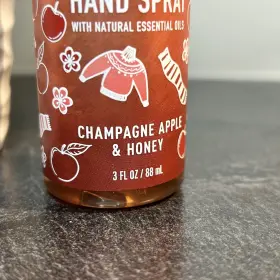667557007915 BATH BODY WORKS Apple Honey Anti Bacterial Spray #2