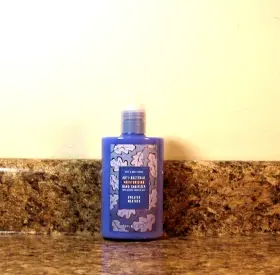 667557014982 BATH BODY WORKS Sweater Weather Anti Bacterial