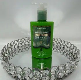 667557440743 BATH BODY WORKS Moisturizing Sanitizer Vanilla