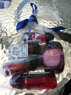 667557966663 BATH BODY WORKS Cake Pocketbac Sanitizers #2