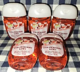 667558407257 BATH BODY WORKS Kiwi Pocketbac Sanitizers
