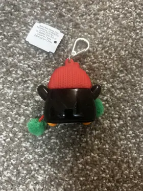 667558970720 BATH BODY WORKS Penguin Hat Moving Poms Holder #2