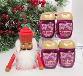 667558970782 BATH BODY WORKS Light Up Nutcracker Pocketbac