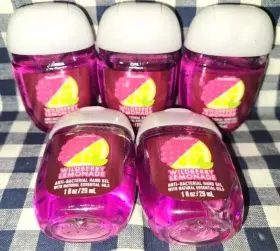 667559108719 BATH BODY WORKS Wildberry Lemonade Pocketbac