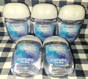 667559108771 BATH BODY WORKS Iced Lavender Pocketbac