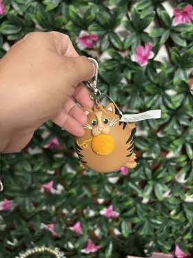 667559239246 BATH BODY WORKS Cat Ball Yarn Pocketbac Holder #2