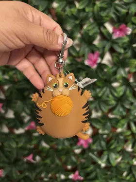 667559239246 BATH BODY WORKS Cat Ball Yarn Pocketbac Holder