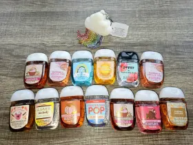667559264187 BATH BODY WORKS Rainbow Bling Cloud Pocketbac #2