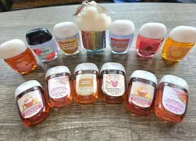 667559264187 BATH BODY WORKS Rainbow Bling Cloud Pocketbac #3