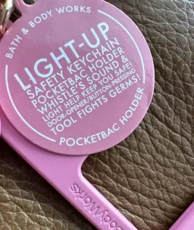 667559289784 BATH BODY WORKS Pink Light Up Tool Keychain Gel #3