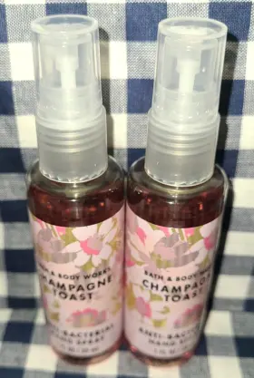 667659309580 BATH BODY WORKS Toast Anti Bacterial Spray