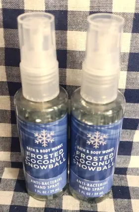 667659324453 BATH BODY WORKS Frosted Coconut Snowball Anti