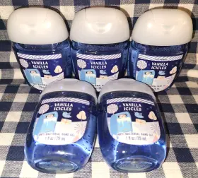 667659325313 BATH BODY WORKS Vanilla Icicles Pocketbac