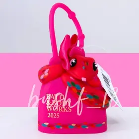 667659330140 BATH BODY WORKS Snake Pink Bow Pocketbac Holder