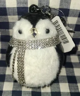 667659330928 BATH BODY WORKS Fancy Penguin Fuzzy Belly