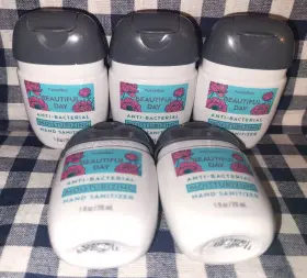 667659350117 BATH BODY WORKS Moisturizing Pocketbac