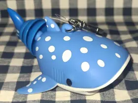 667659357482 BATH BODY WORKS Whale Shark Pocketbac Sanitizer