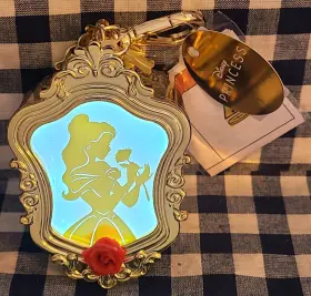 667659360628 BATH BODY WORKS Light Up Belles Mirror Disney