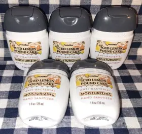 667659362769 BATH BODY WORKS Iced Lemon Cake Moisturizing