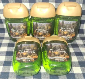 667659392773 BATH BODY WORKS Mountain Teakwood Pocketbac