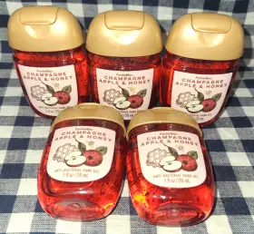 667659393428 BATH BODY WORKS Apple Honey Pocketbac Sanitizers