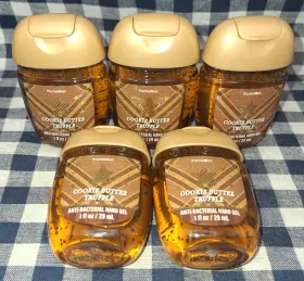 667659414741 BATH BODY WORKS Cookie Butter Truffle Pocketbac