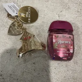 667659424214 BATH BODY WORKS Aurora Crown Disney Pocketbac