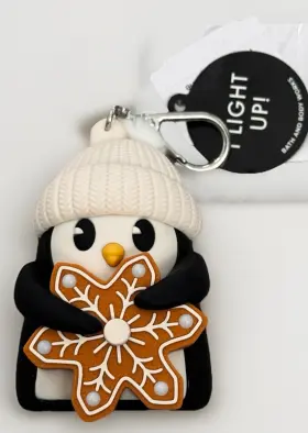 667659424726 BATH BODY WORKS Pocketbac Holder Sanitizer Hat