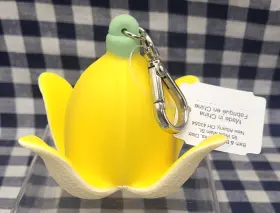 667659440399 BATH BODY WORKS Split Banana Peel Pocketbac