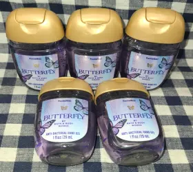 667659449903 BATH BODY WORKS Butterfly Pocketbac Sanitizers