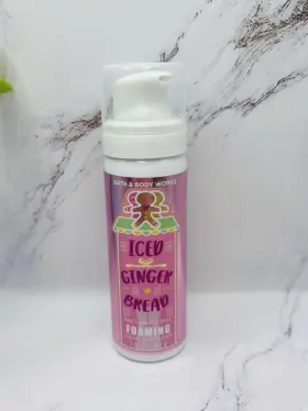 9263J5B1 BATH BODY WORKS Iced Ginger Bread Foaming Mousse