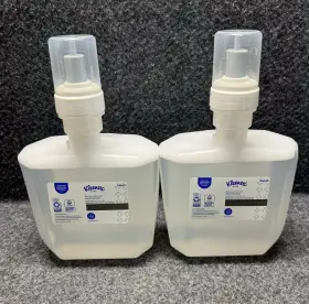 34643 KLEENEX Moisturizing Foam Sanitizer Refill Pack